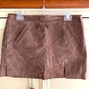 Blank NYC brown suede mink skirt with exposed zipper